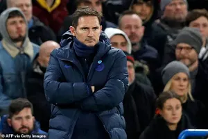 Chelsea thua MU trên sân nhà, Lampard nổi giận vì VAR