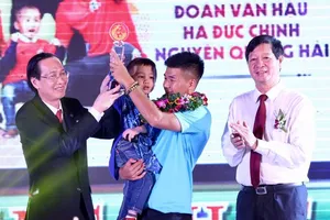 Thầy Park lần đầu chứng kiến học trò giành giải Fair Play