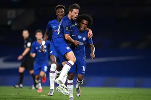 Chelsea giúp Liverpool chính thức vô địch Premier League
