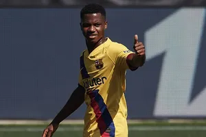 MU chi 153 triệu bảng Anh mua thần đồng của Barcelona