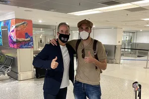 Vua phá lưới Serie A đã đến Mỹ chốt hợp đồng với David Beckham