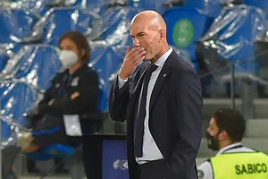 Real Madrid bị cầm hòa, Zidane nói không 'trù dập' học trò