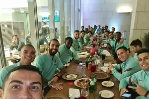 Nóng: Ronaldo mắc COVID-19, rời tuyển Bồ Đào Nha ngay lập tức