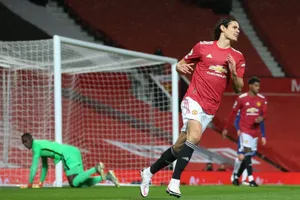 Người hùng Mendy giúp Chelsea thoát thua MU