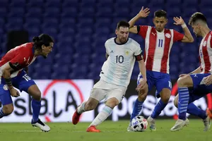 Messi bị VAR từ chối, Argentina mất chuỗi toàn thắng