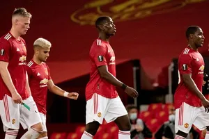 MU đã phá vỡ mọi quy tắc chuyển nhượng