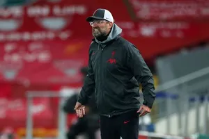 Liverpool rao bán hai ngôi sao đội 1