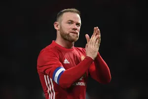 Rooney chia tay sự nghiệp cầu thủ lừng lẫy.