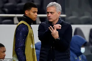 Mourinho ví Dane Scarlett là "viên kim cương". ẢNH: GETTY