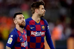 Messi và Pique được cho là bị bôi nhọ danh dự trong chiến dịch truyền thông mạng xã hội của Bartomeu. ẢNH: GETTY