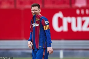 Tương lai của Messi sẽ là vấn đề nóng nhất mùa hè năm nay. ẢNH: GETTY