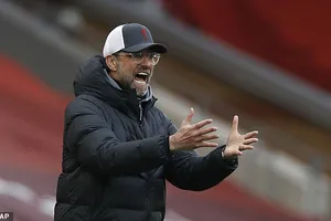 Klopp đang gặp khó khăn lớn ở Liverpool. ẢNH: AP