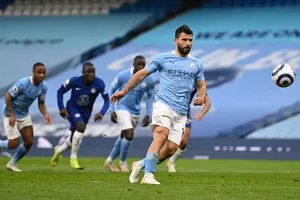 Aguero xin lỗi và lời chế nhạo khó hiểu của Lineker