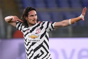 MU tăng lương khủng giữ chân Cavani và Bruno Fernandes