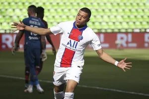 Top 10 cầu thủ đắt giá nhất bóng đá thế giới