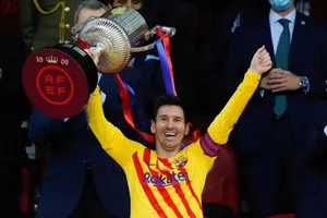 Messi đồng ý ký hợp đồng mới với Barcelona