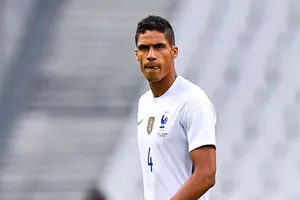 Mua hụt Varane, MU lên kế hoạch B đắt giá hơn