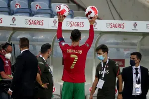 Ronaldo chia sẻ nơi kết thúc sự nghiệp, nói về quả 11m hỏng ăn