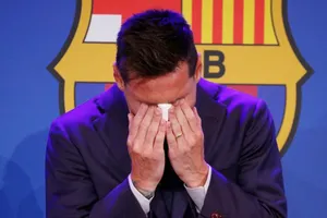 Rò rỉ bản fax Messi yêu cầu chia tay Barcelona