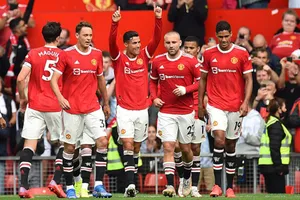 Ronaldo nói về cách giúp MU giành cú đúp danh hiệu