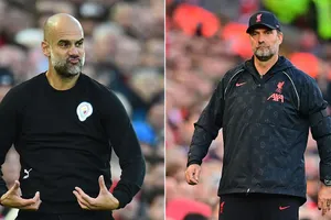 Guardiola vô cớ lôi MU vào cơn giận dữ, Klopp đáp trả