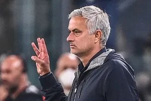 Mourinho giận dữ cáo buộc Juventus hèn nhát
