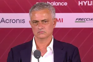 Mourinho lên tiếng về việc làm HLV trưởng Newcastle