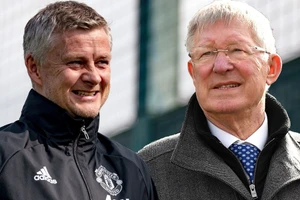 Cách Sir Alex Ferguson xoay chuyển tình thế ở MU