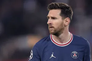 Messi ‘thúc ép’ PSG mua ngôi sao của Barcelona