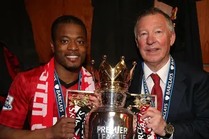 Thông điệp cảm động của huyền thoại MU gửi Sir Alex Ferguson