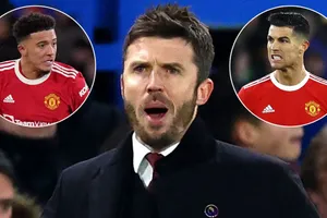 Bruno Fernandes giải thích lí do Ronaldo ngồi dự bị ở MU