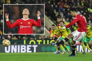 Ronaldo lập công, De Gea cứu thua, MU thắng nhọc