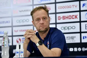 HLV Thái Lan thừa nhận sai lầm, mất ngủ vì tuyển Việt Nam