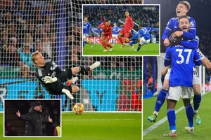 Liverpool thua Leicester, Klopp bảo kỳ lạ, Rodgers không nói nên lời