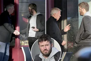 Sir Alex Ferguson gặp Carrick ngay sau trận MU thua Wolves