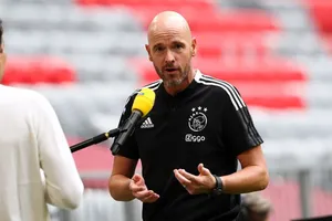 Ứng viên Erik Ten Hag cáo buộc MU ‘phạm trọng tội’