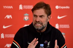 Klopp: 'Man City chưa ngửi thấy hơi thở của Liverpool'