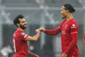 Liverpool hạ gục Inter Milan, Bayern Munich hòa hú hồn