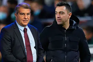 Barcelona công bố 2 bản hợp đồng mới, có ngôi sao Chelsea