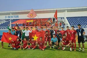 Thủ tướng Phạm Minh Chính chúc mừng U-23 Việt Nam, VFF thưởng lớn