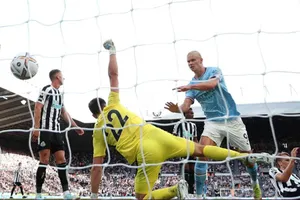 Man City - Crystal Palace: Lấy lại ngôi đầu bảng