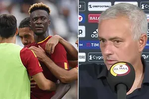 Mourinho: ‘Tôi rất xấu hổ về họ’