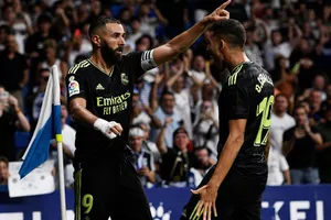 Lewandowski tiếp tục tỏa sáng, Real Madrid thắng dễ Espanyol