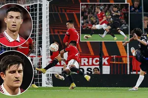 Tranh cãi nảy lửa, fan MU phẫn nộ sau trận thua Real Sociedad