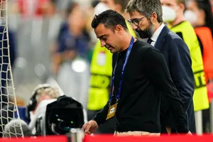 Xavi đau đớn vì trận thua của Barcelona