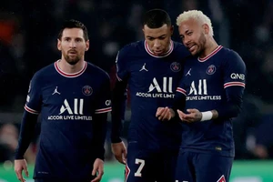 Messi làm điều bất thường vì Neymar và Mbappe