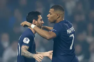 Messi chính thức lên tiếng rõ ràng về Mbappe