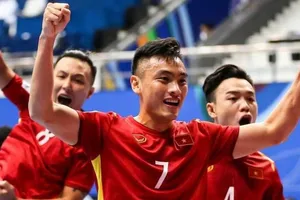 Hạ gục Saudi Arabia, Việt Nam tiếp tục nhất bảng D