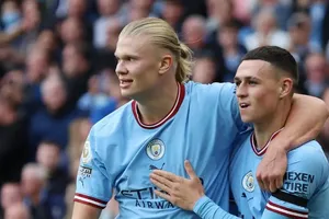 2 hat-trick giúp Man City 'hủy diệt' MU