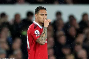 Antony lập kỷ lục chưa từng có trong lịch sử MU